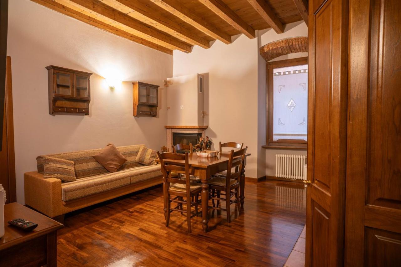Napule...E Apartments Песк'єра-дель-Гарда Екстер'єр фото