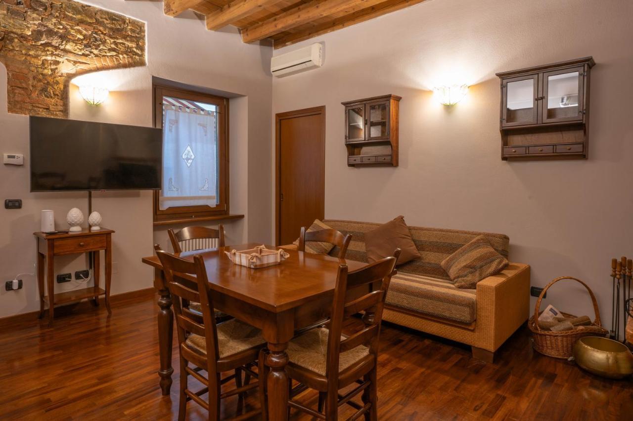 Napule...E Apartments Песк'єра-дель-Гарда Екстер'єр фото